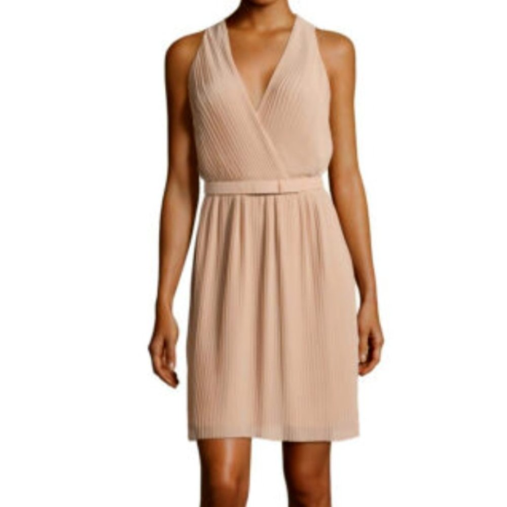 Halston Heritage Beige Sleeveless Pleated Dress Size 6 (MSRP $395)
